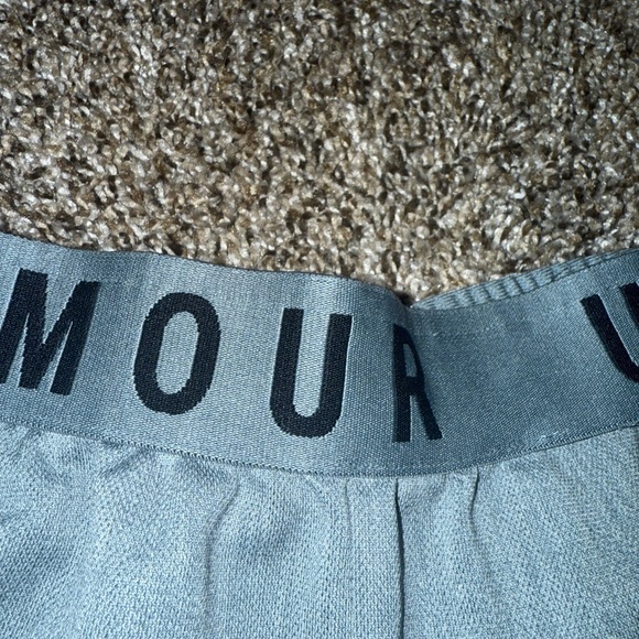 Under‎ Armour Women's Athletic Gray Shorts - Picture 2 of 5